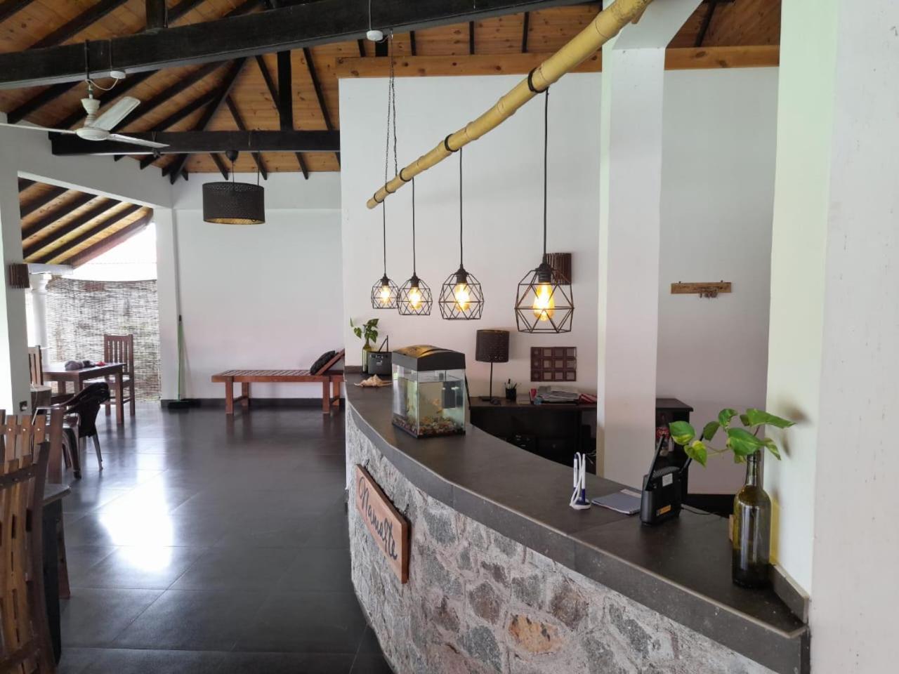 Blu Marine Nilaveli Otel Trincomalee Dış mekan fotoğraf