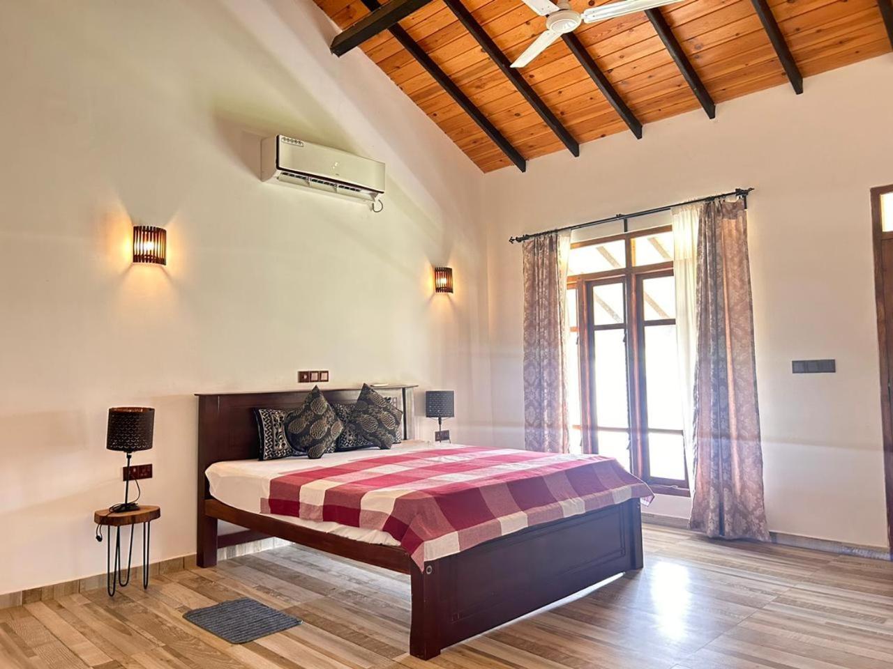 Blu Marine Nilaveli Otel Trincomalee Dış mekan fotoğraf