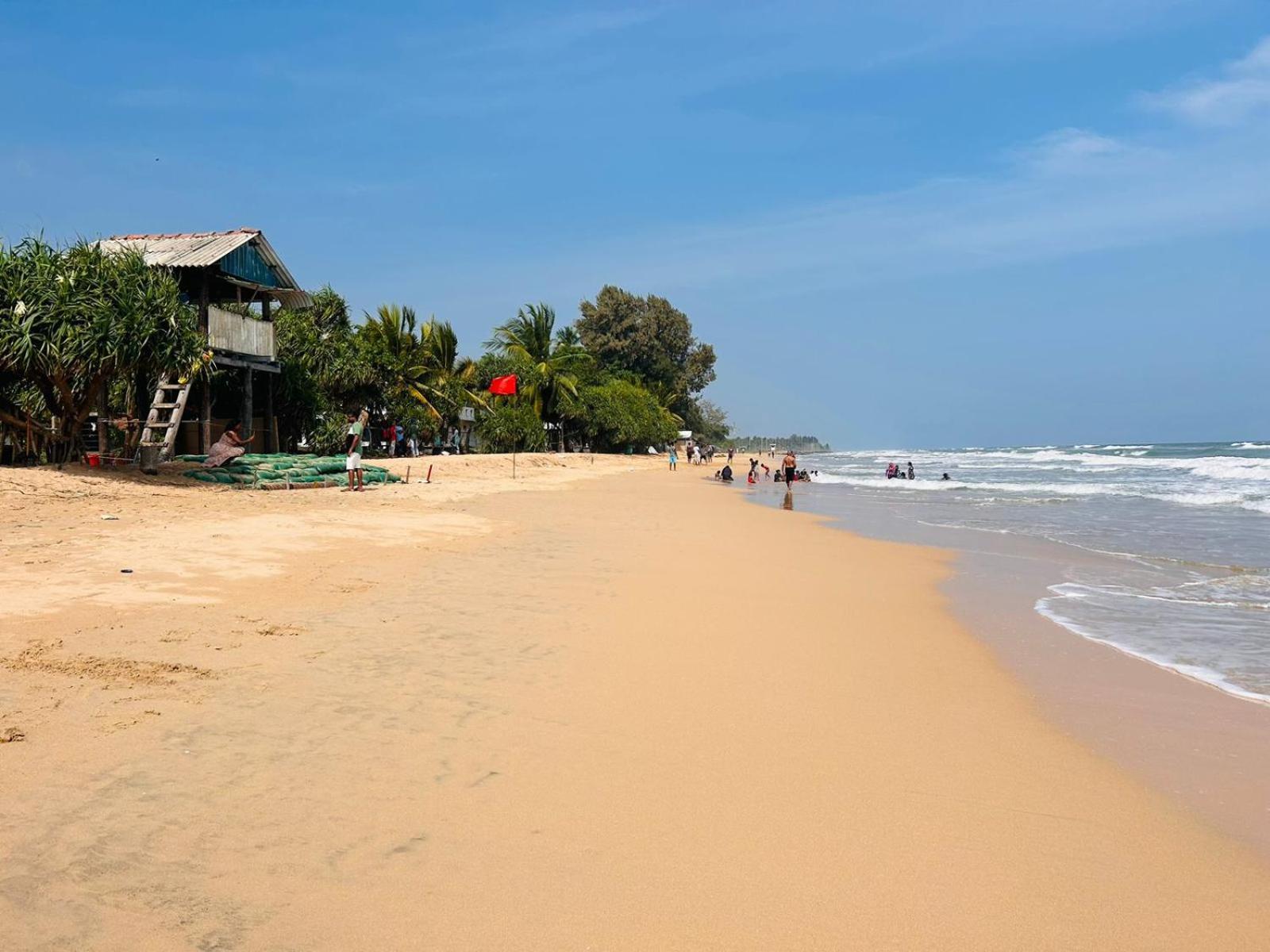 Blu Marine Nilaveli Otel Trincomalee Dış mekan fotoğraf