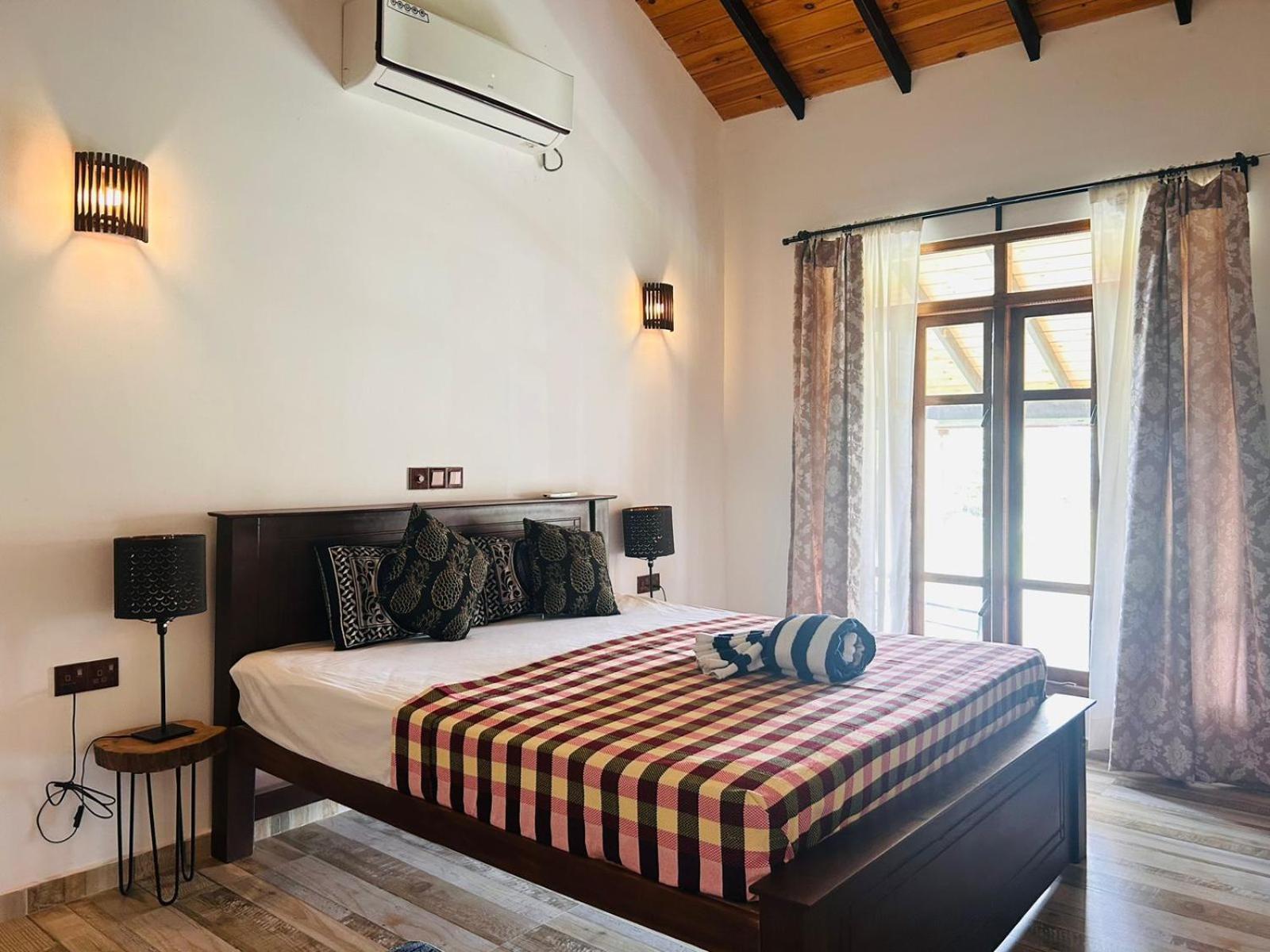 Blu Marine Nilaveli Otel Trincomalee Dış mekan fotoğraf